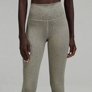 Lululemon Wunder Train High-Rise Crop 23"